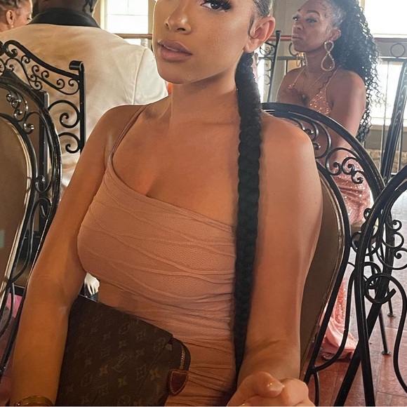 Pink Dress - Picture 2 of 5